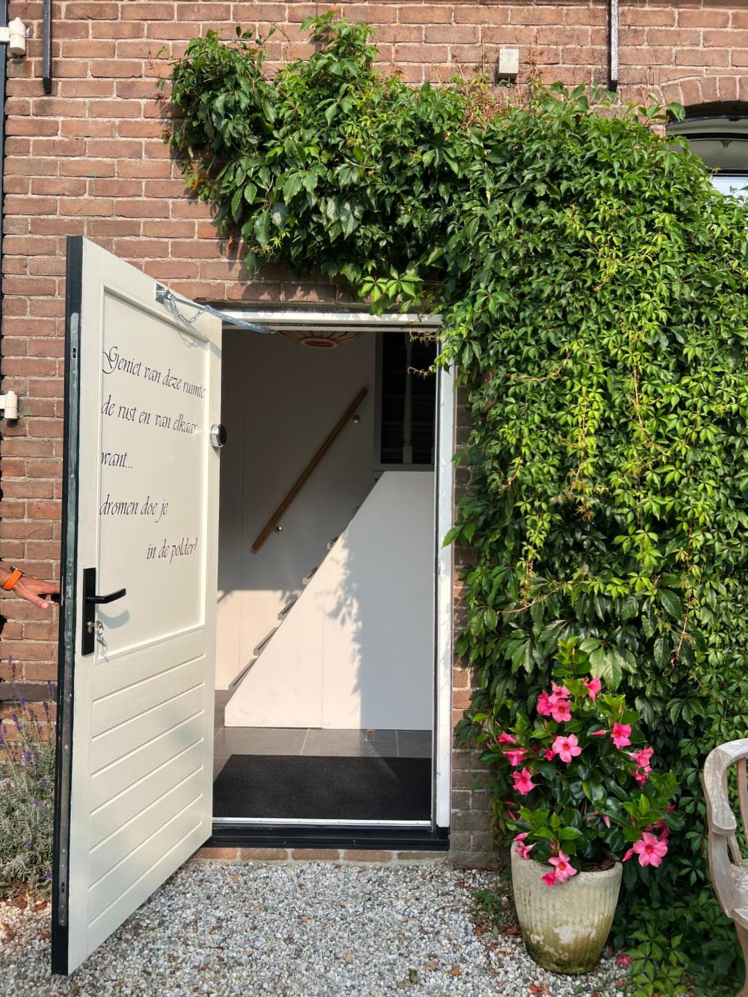 B & B 'Droom In De Polder De Suite Met Prive Sauna Arnemuiden Exterior photo